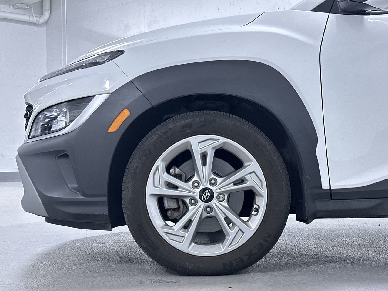 2022 Hyundai Kona Preferred AWD with Sun and Leather Package, 温哥华, 全款车