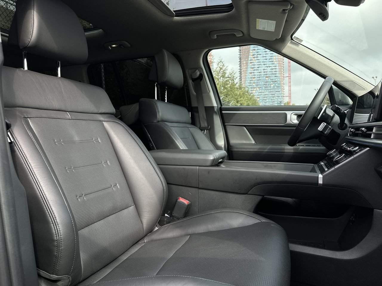 2024 Hyundai Santa Fe Luxury, Vancouver, Cash