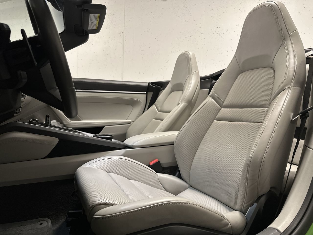 2020 Porsche 911 Carrera 4 Cabriolet (992), Vancouver, Cash