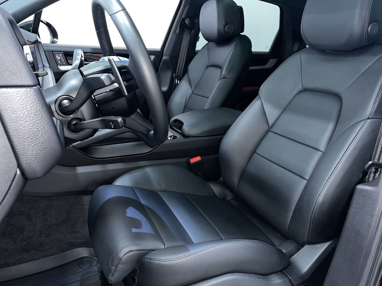 2024 Porsche Cayenne AWD, Vancouver, Cash