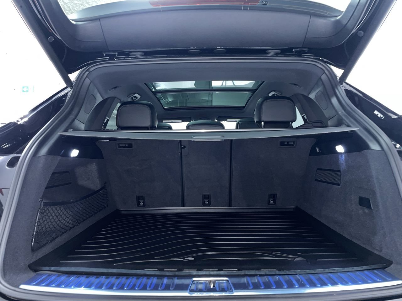 2024 Porsche Cayenne AWD, Vancouver, Cash