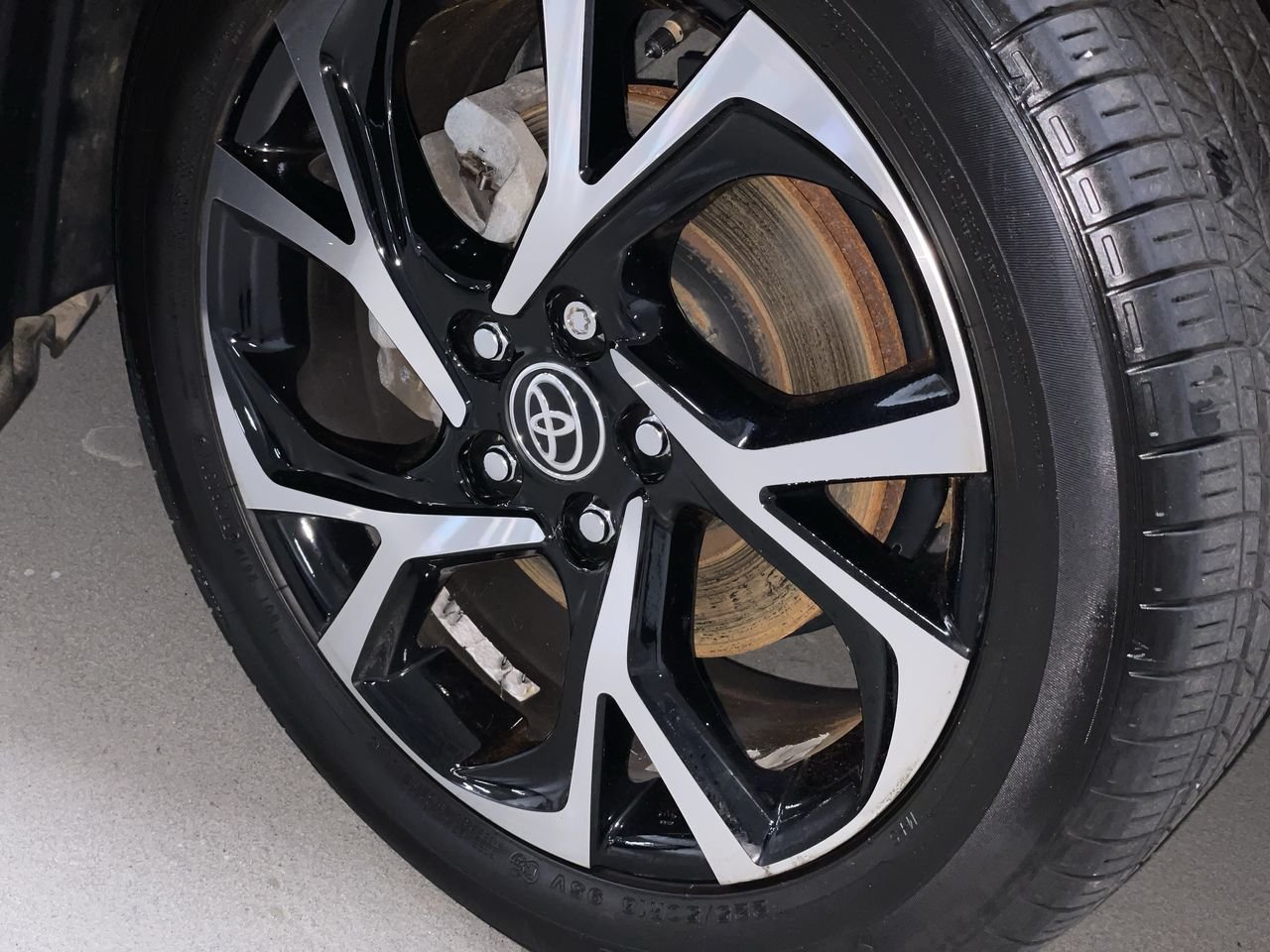 2021 Toyota C-HR XLE Premium, 温哥华, 全款车