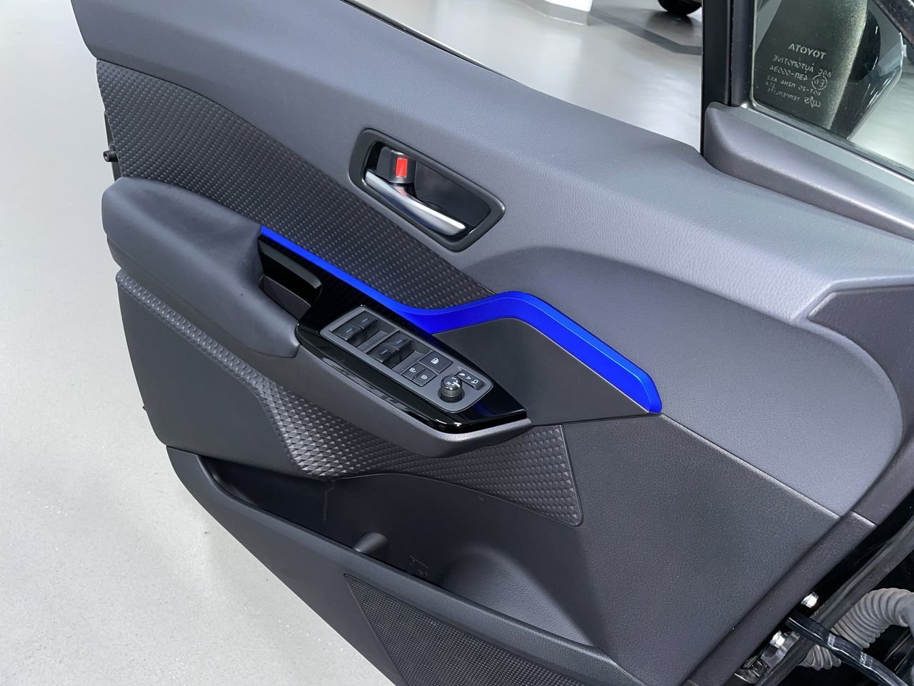 2021 Toyota C-HR XLE Premium, 温哥华, 全款车