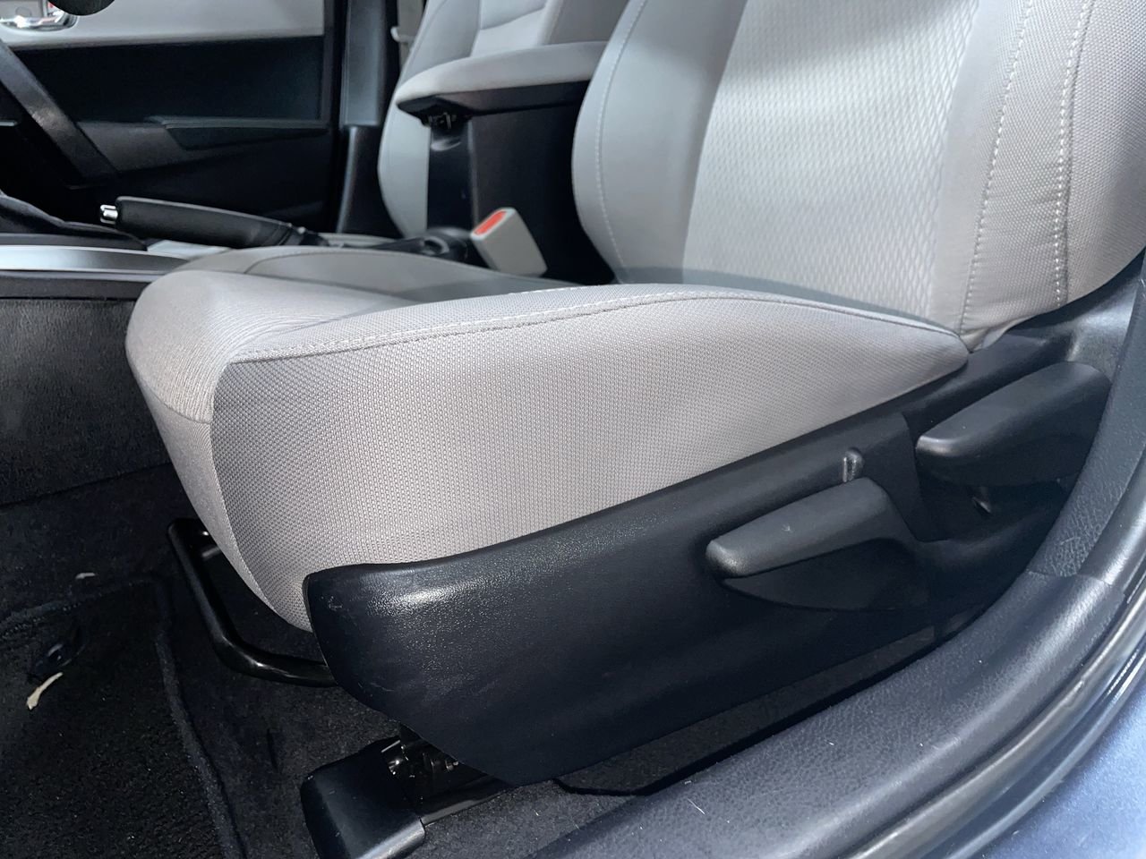 2015 Toyota Corolla LE, Vancouver, Cash
