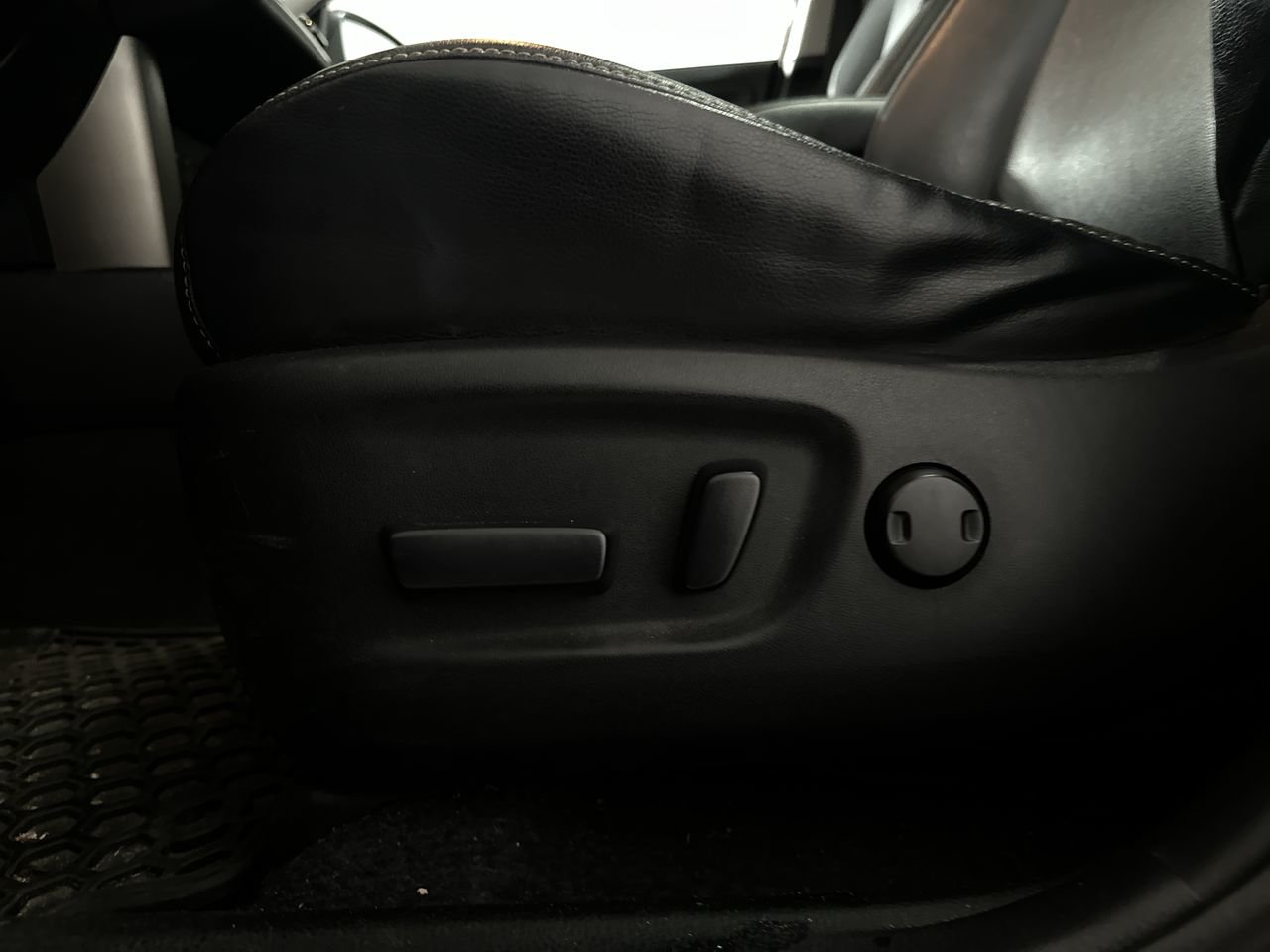2015 Toyota RAV4 Limited, Vancouver, Cash