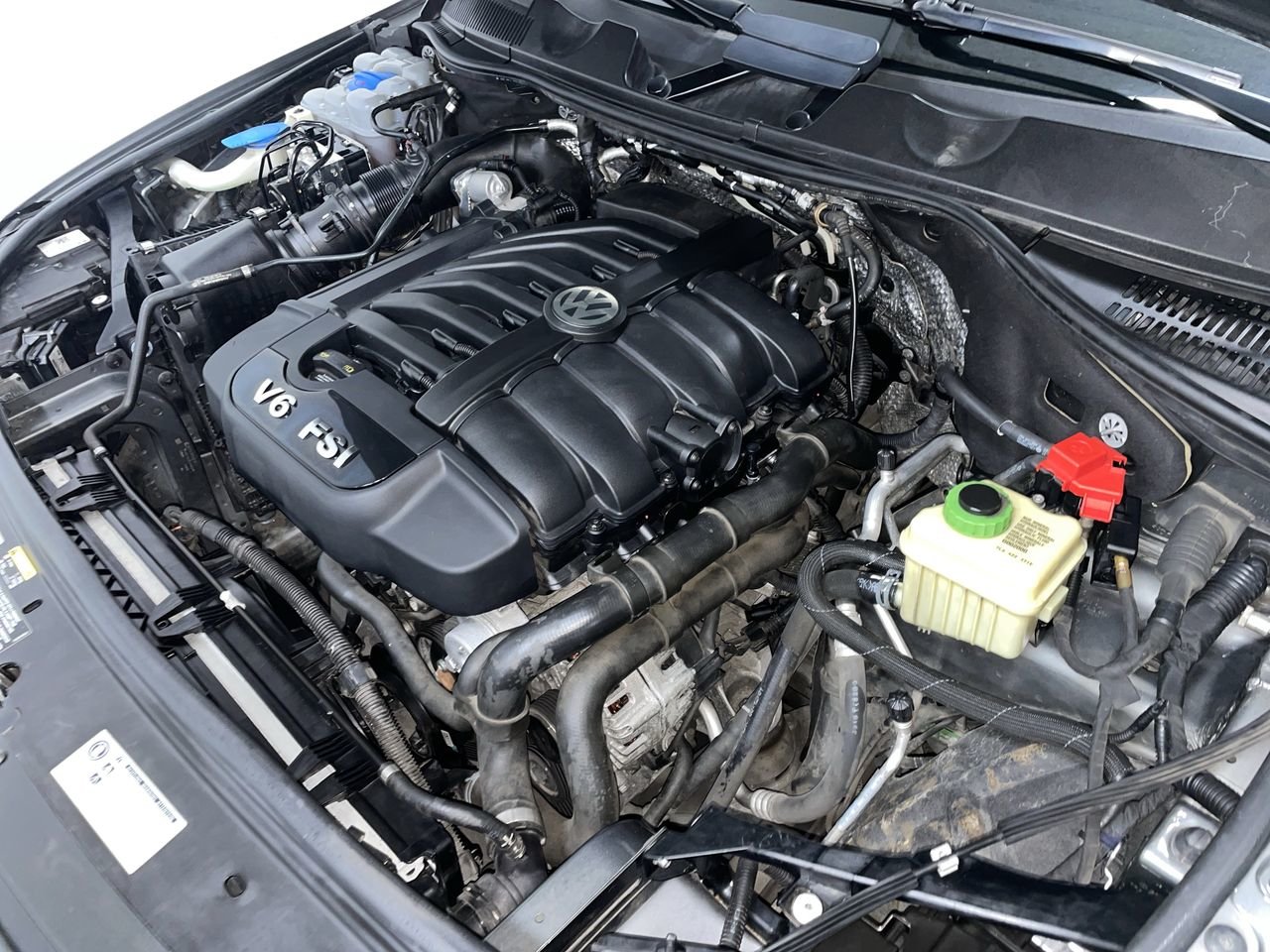 2016 Volkswagen Touareg 3.6L Sportline, 温哥华, 全款车