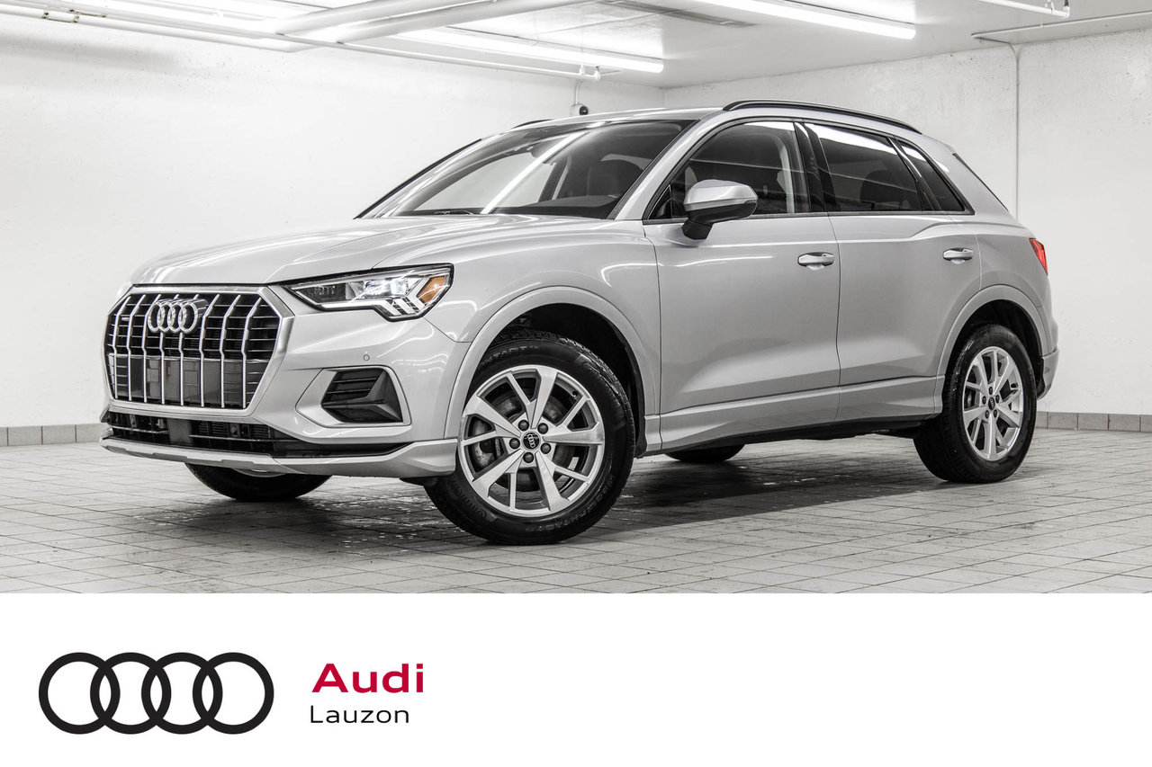 Florett Silver Metallic 2022 Audi Q3 quattro Komfort 45 TFSI SUV / Crossover Automatic