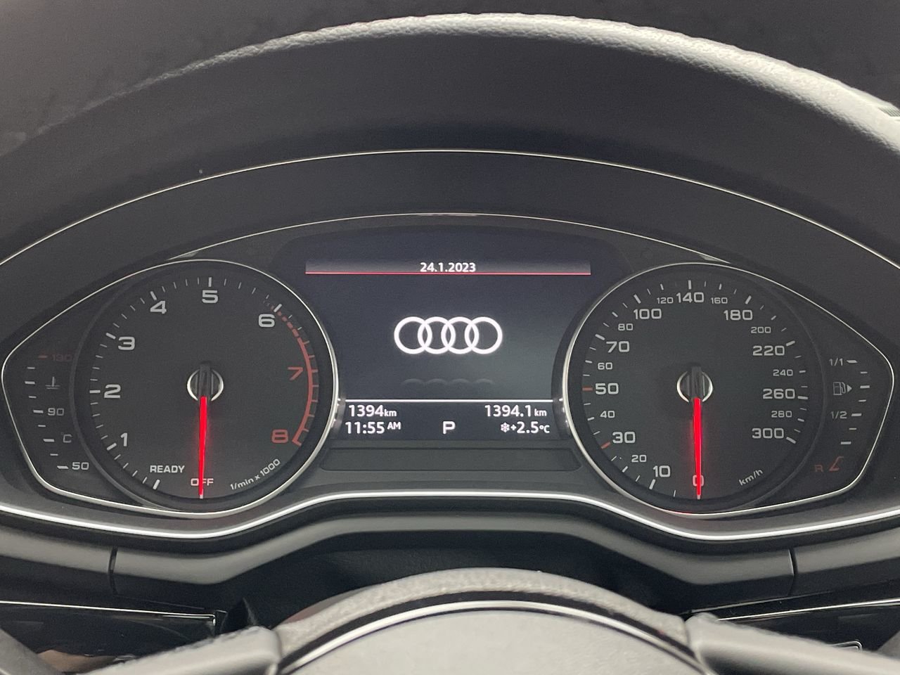 New 2023 Manhattan grey metallic Audi Komfort image 23