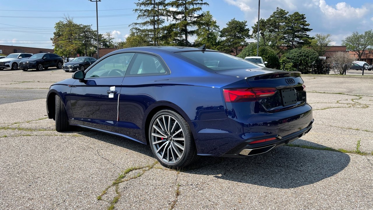 New 2023 Navarra blue metallic Audi Technik image 2
