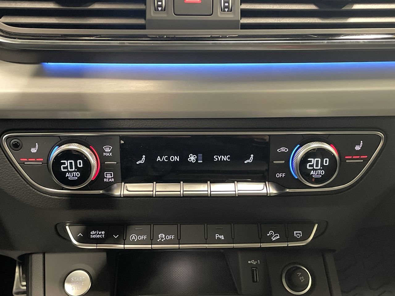 Certified Used 2023 Daytona grey pearl effect Audi Technik image 27