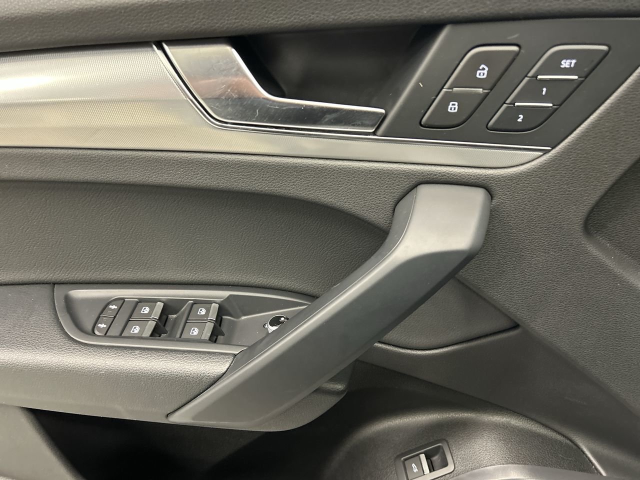 Certified Used 2020 Manhattan Grey Met Audi Progressiv image 29