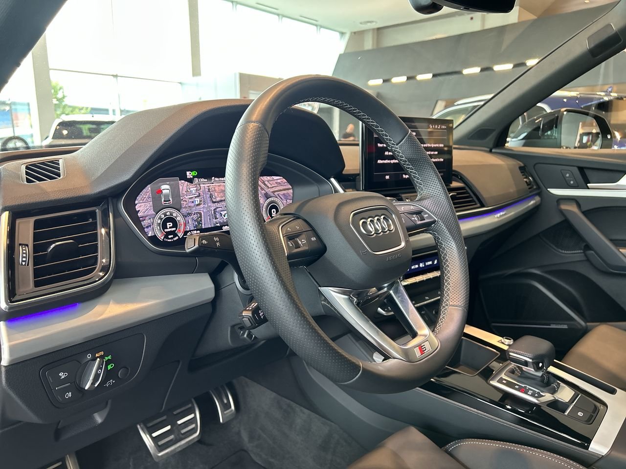 Certified Used 2023 Mythos black metallic Audi Technik image 22