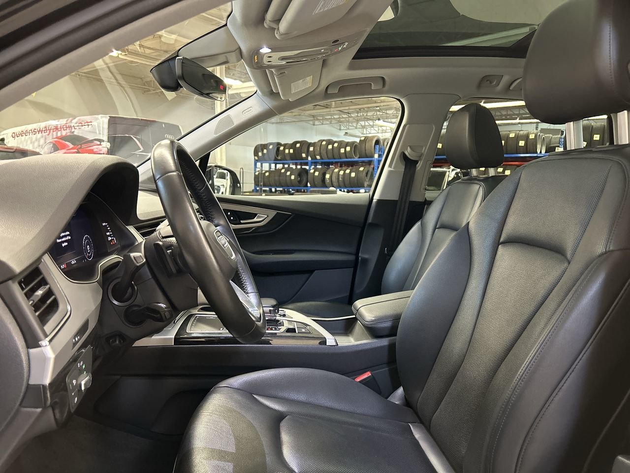 Certified Used 2019 Orca Black Met Audi Technik image 19
