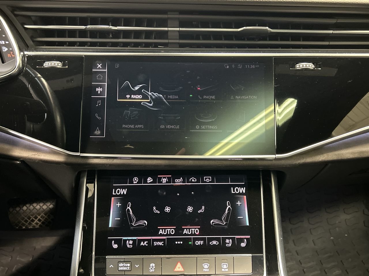 Used 2019 Daytona Grey Pearl Audi Progressiv image 29