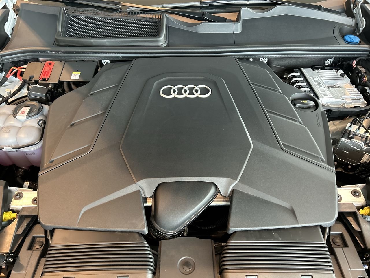 New 2023 Glacier White metallic Audi Progressiv image 34