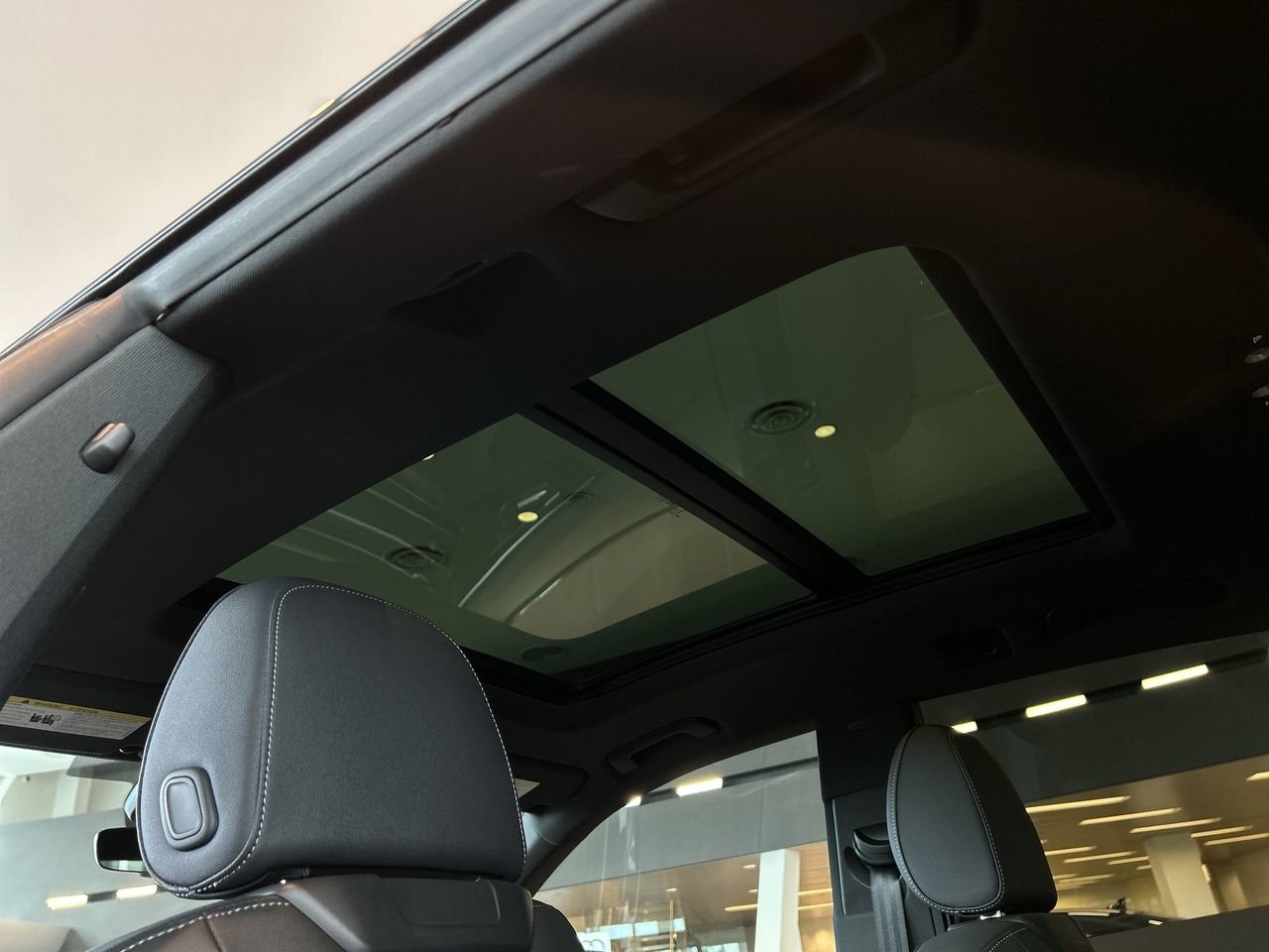 New 2023 Glacier White metallic Audi Progressiv image 30