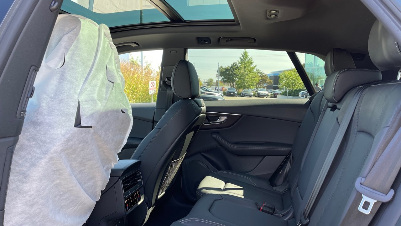 New 2023 Glacier White metallic Audi Progressiv image 11
