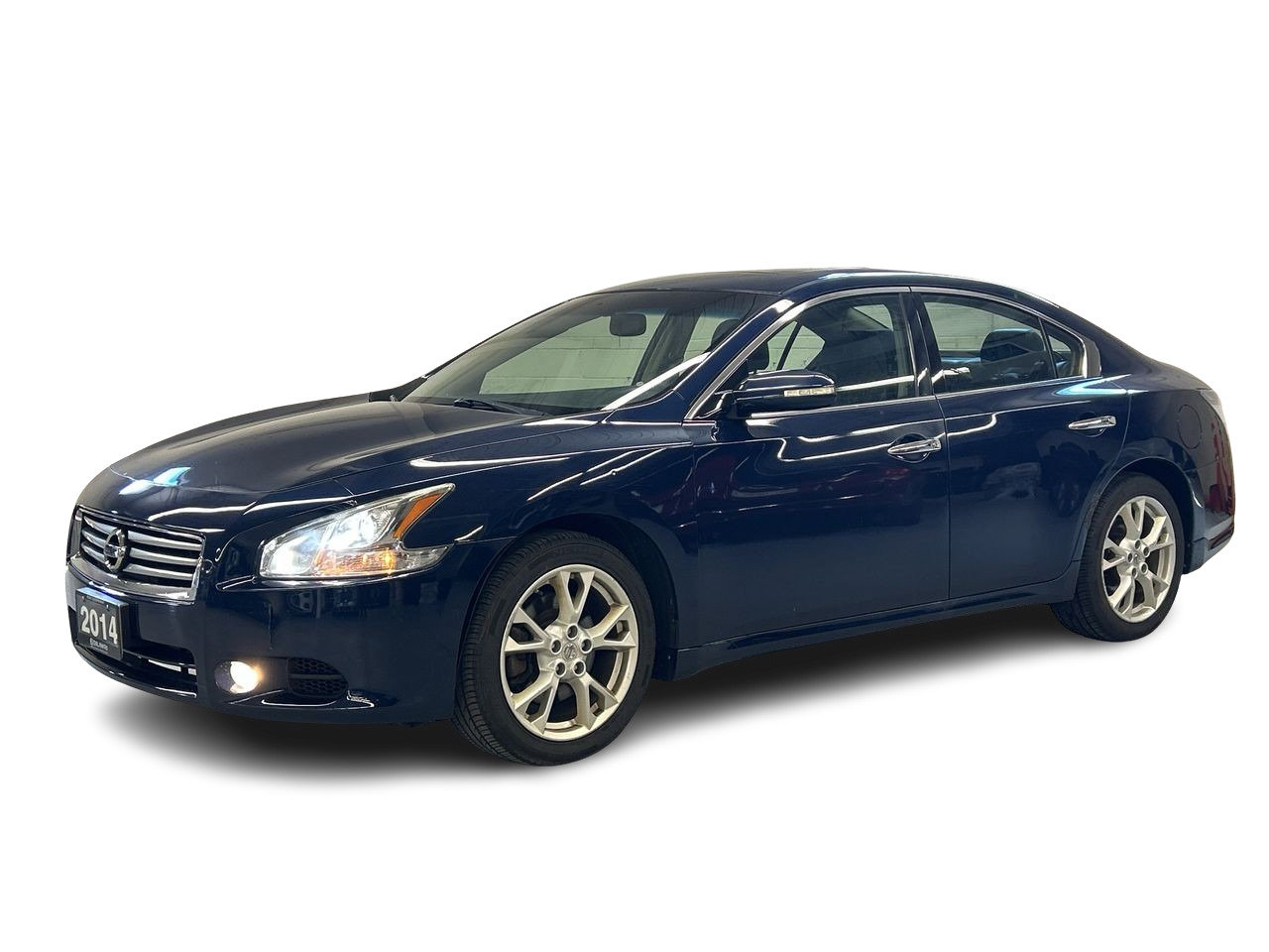 Used 2014 Navy Blue Nissan SV CVT image 3