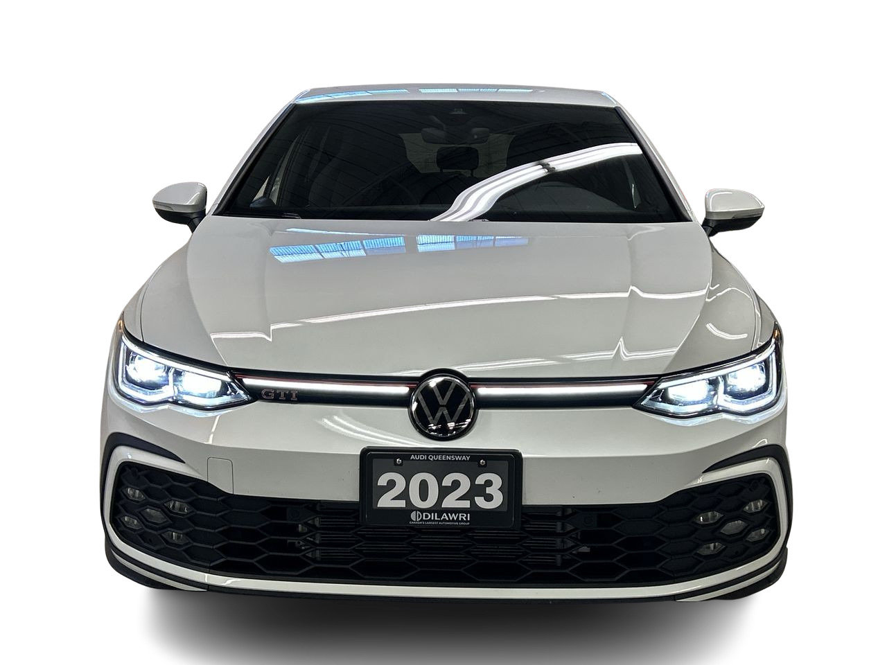 Used 2023 Oryx White Pearl Volkswagen Autobahn image 16
