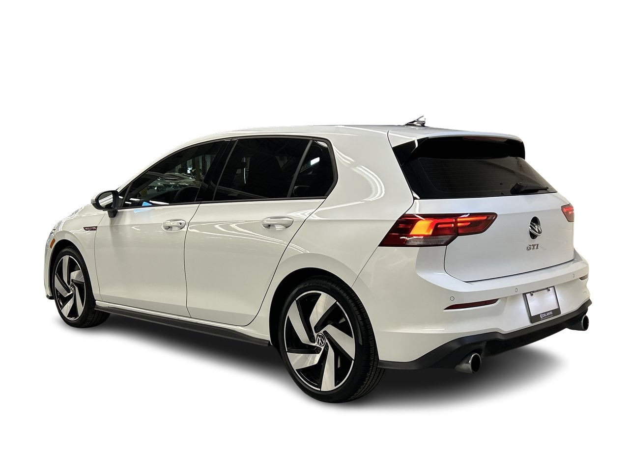 Used 2023 Oryx White Pearl Volkswagen Autobahn image 5