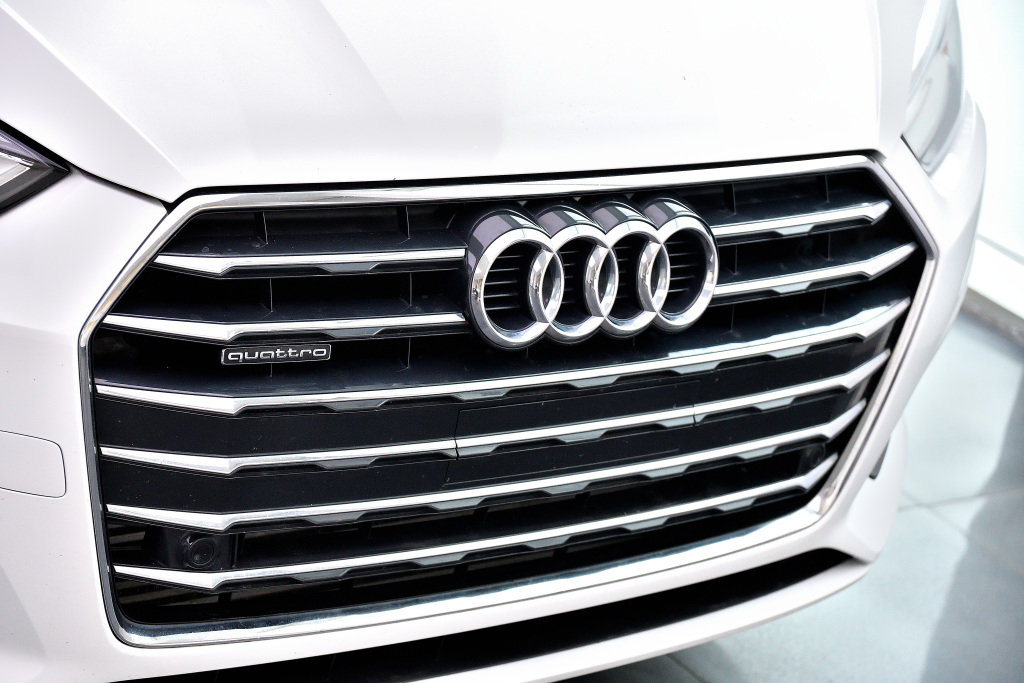 Certified Used 2019 BLANC Audi Komfort / Ensemble Commodités / Carplay image 4