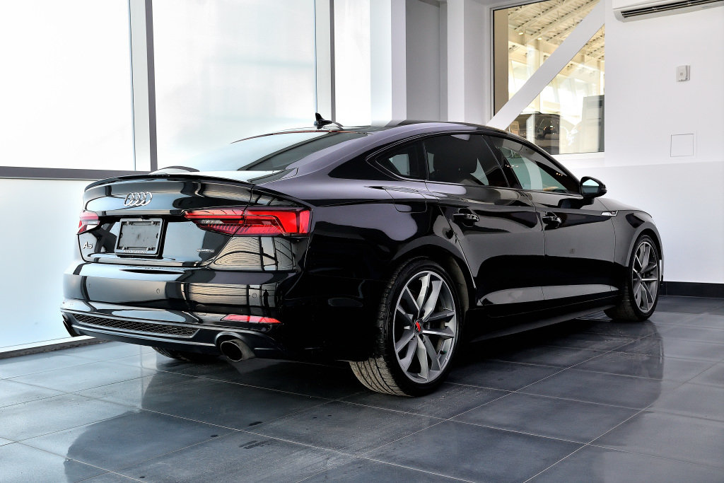 Certified Used 2019 NOIR BRILLANT Audi Progressiv / S-Line Noir / Carplay / Navigation image 7