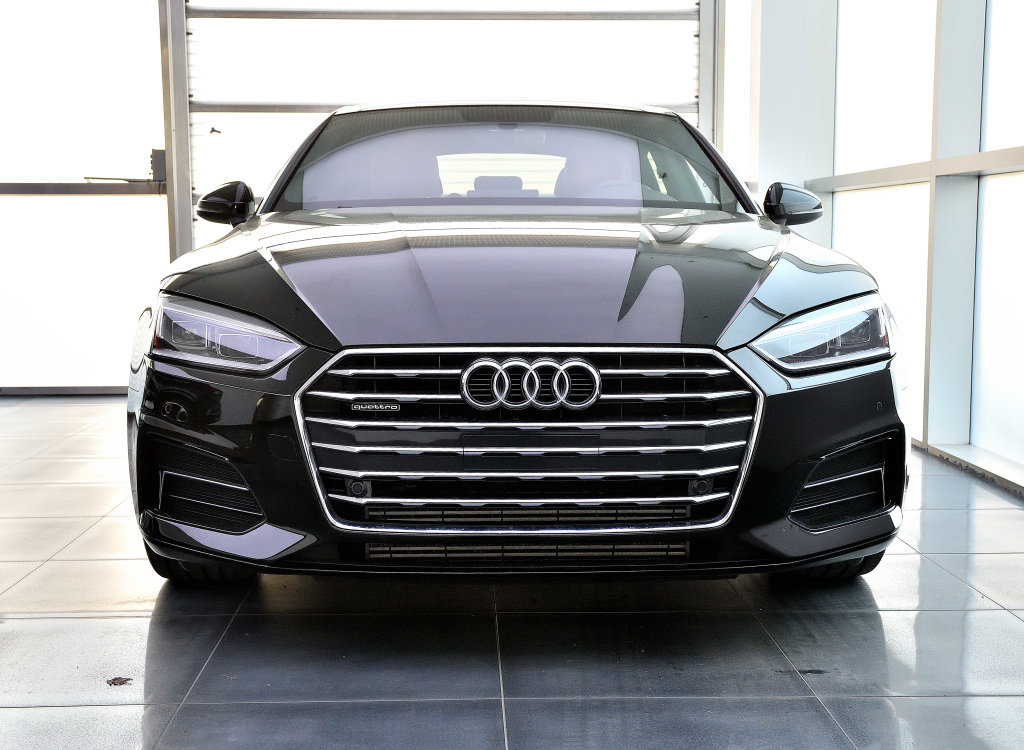 Certified Used 2019 NOIR Audi Progressiv / Navigation / Carplay / Rouge Arras image 5