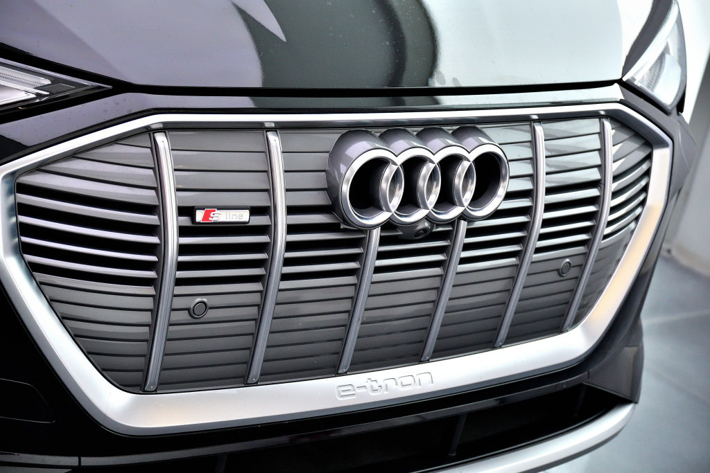Certified Used 2022 NOIR Audi Progressiv / Ensemble Commodités / Carplay image 4