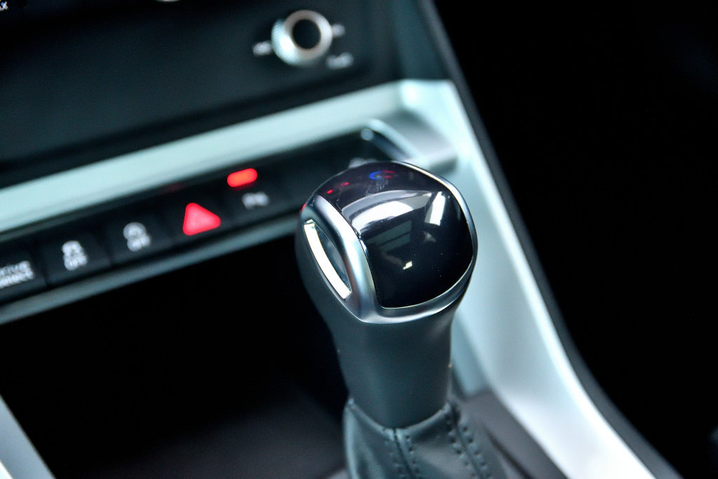 Certified Used 2022 BLEU NAVARRA MÉTALLISÉ Audi Komfort / Quattro / Edition Vorspung / Carplay image 24