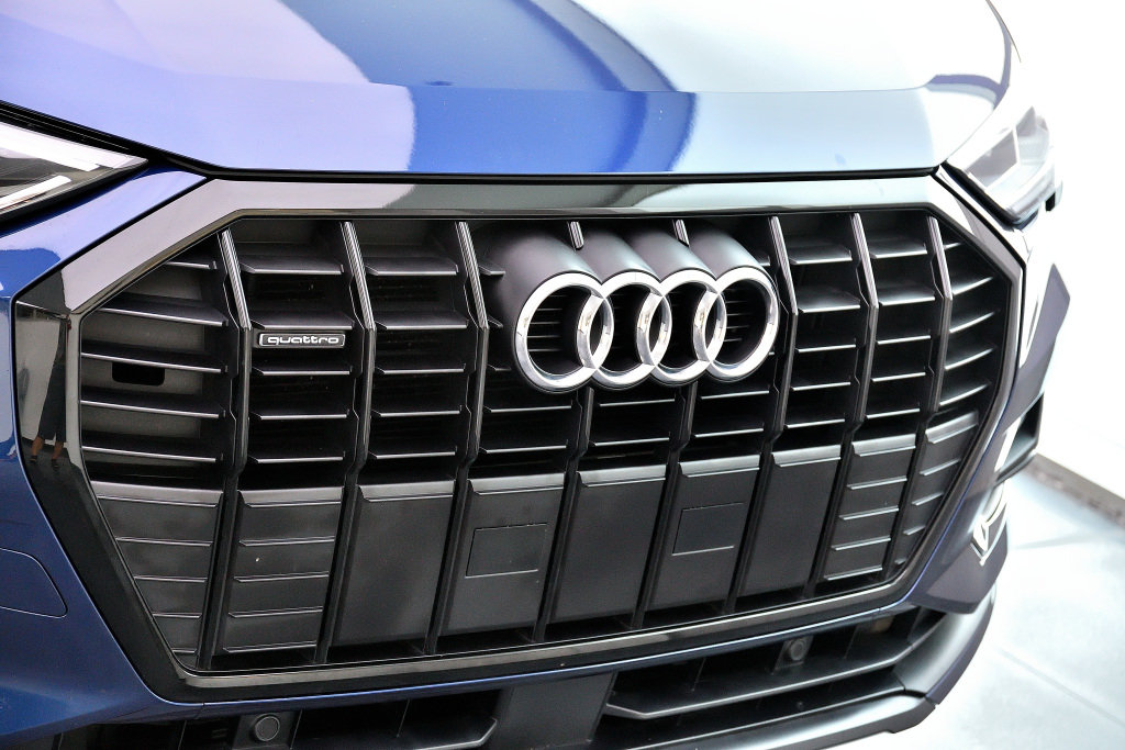 Certified Used 2022 BLEU NAVARRA MÉTALLISÉ Audi Komfort / Quattro / Edition Vorspung / Carplay image 4