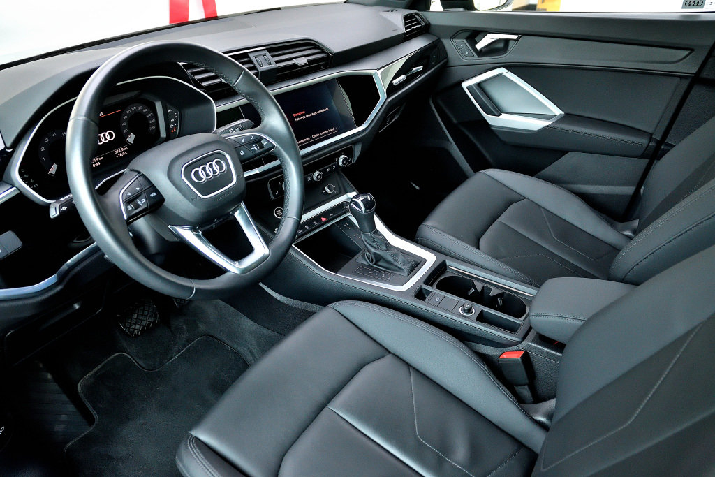 Certified Used 2022 BLEU NAVARRA MÉTALLISÉ Audi Komfort / Quattro / Edition Vorspung / Carplay image 2