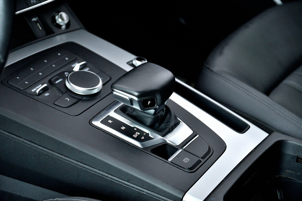 Used 2020 BLANC Audi Komfort / Quattro / Ensemble Commodités / Carplay image 13