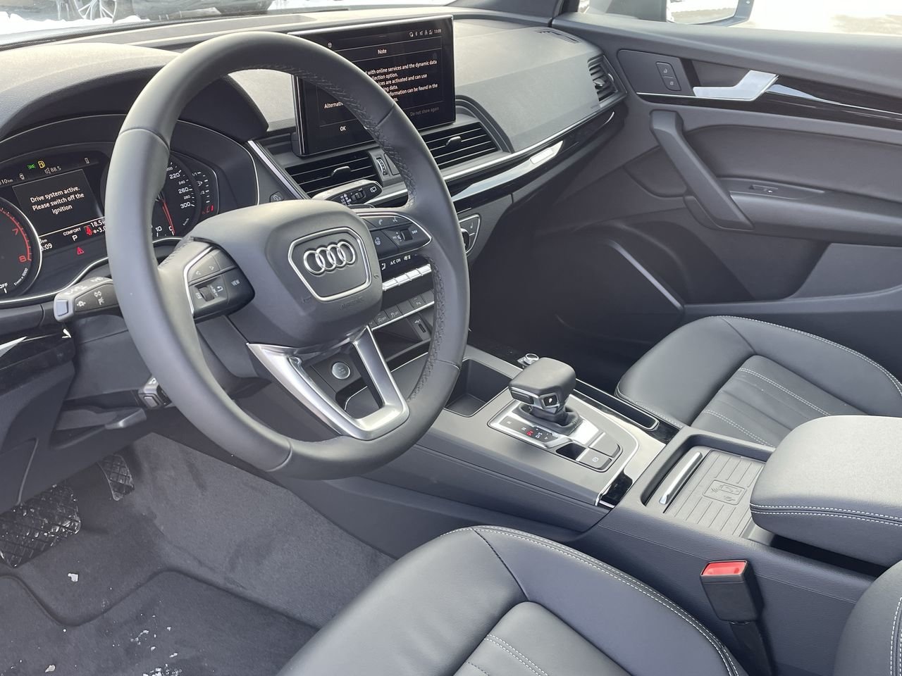 New 2023 Ibis white Audi Komfort 40 TFSI quattro image 19