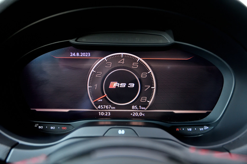 Certified Used 2019 GRIS DAYTONA Audi Black Optics / Sport Exhaust / RS Design / Carplay image 18