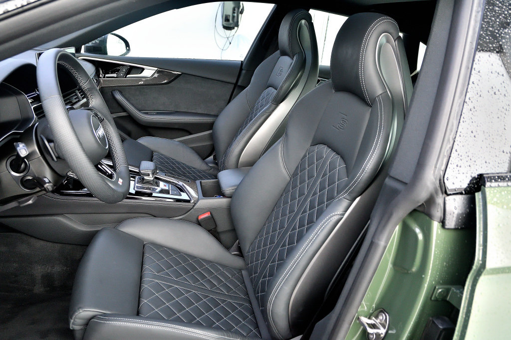 Certified Used 2022 VERT DISTRICT MÉTALLISÉ Audi Progressiv / Black Optics / Carbone / Carplay image 25