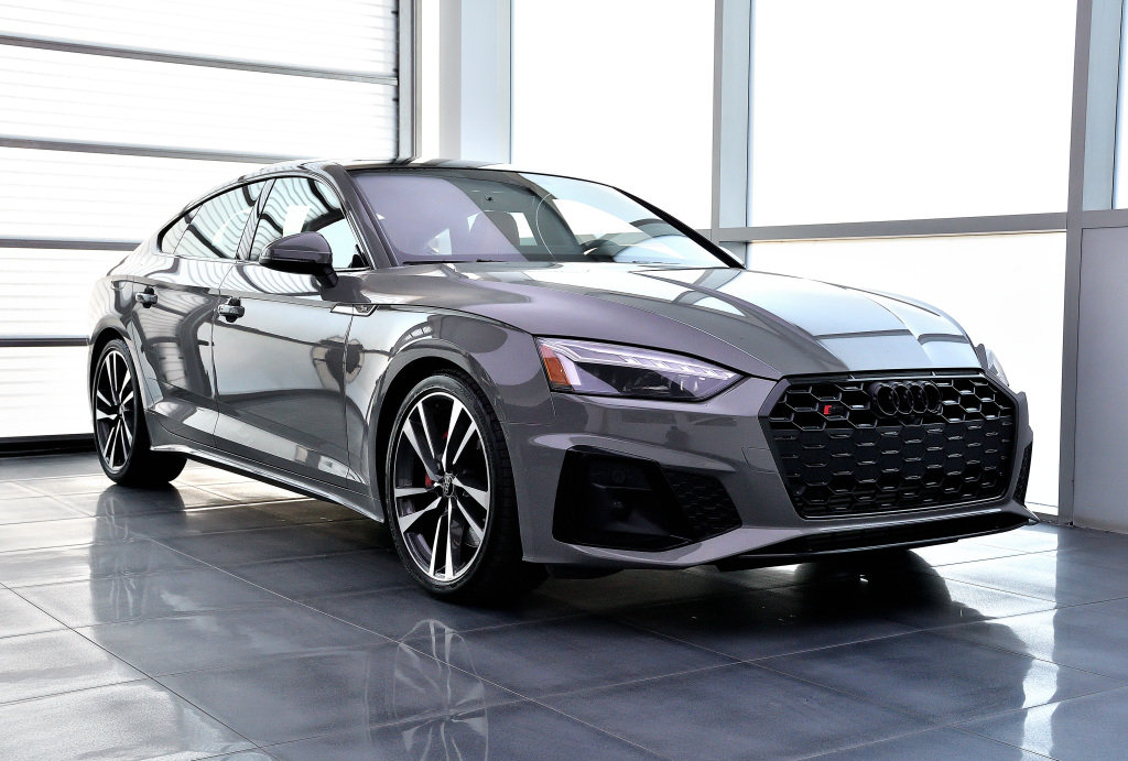 2022 Audi S5 Sportback Progressiv / Black Optics / Navigation / Carplay