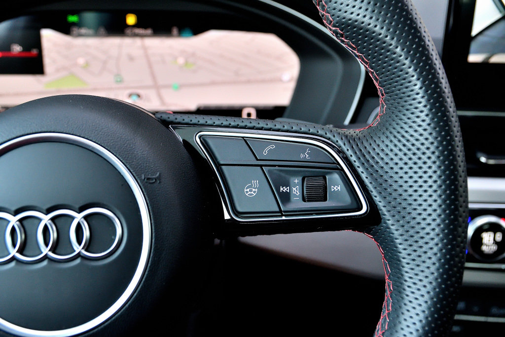 Certified Used 2022 GRIS QUANTUM Audi Progressiv / Black Optics / Navigation / Carplay image 25