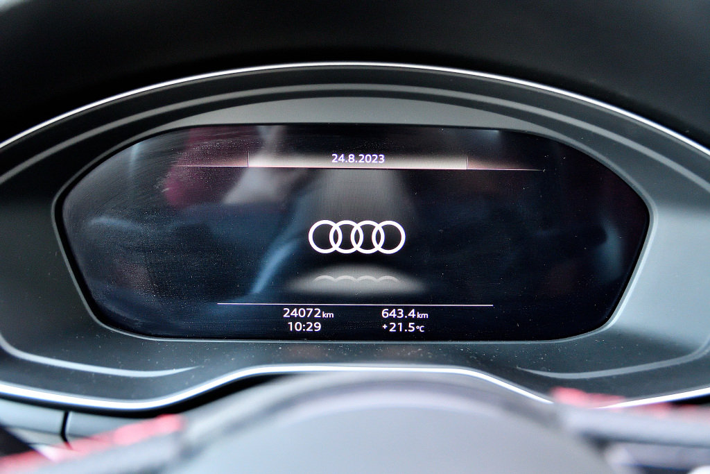 Certified Used 2022 GRIS QUANTUM Audi Progressiv / Black Optics / Navigation / Carplay image 16