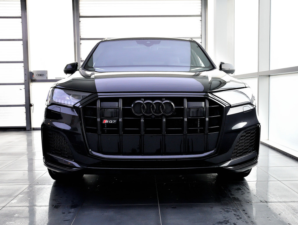 Certified Used 2021 NOIR Audi V8 4.0T / Black Optics / Aide A La Conduite / B&O image 5