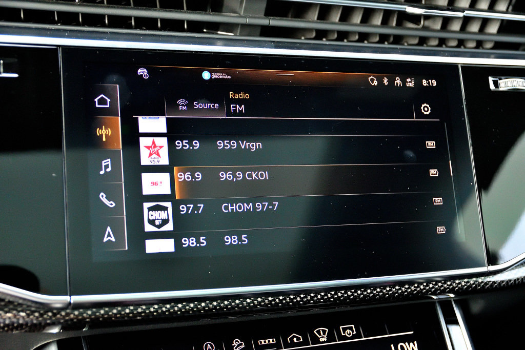 Certified Used 2021 NOIR Audi V8 4.0T / Black Optics / Aide A La Conduite / B&O image 20
