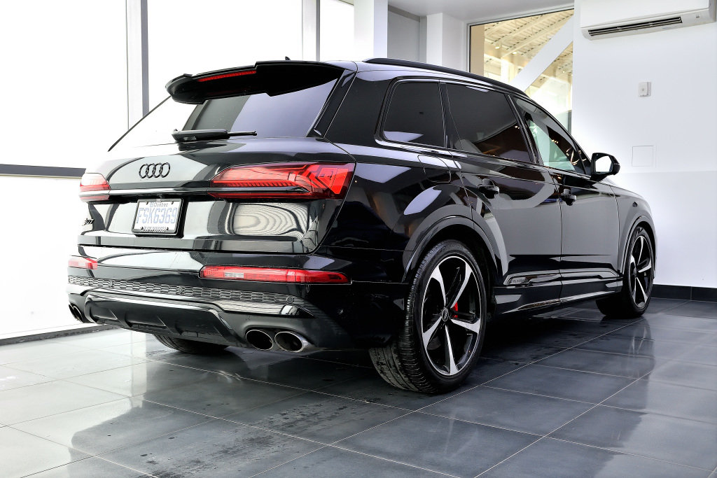 Certified Used 2021 NOIR Audi V8 4.0T / Black Optics / Aide A La Conduite / B&O image 8