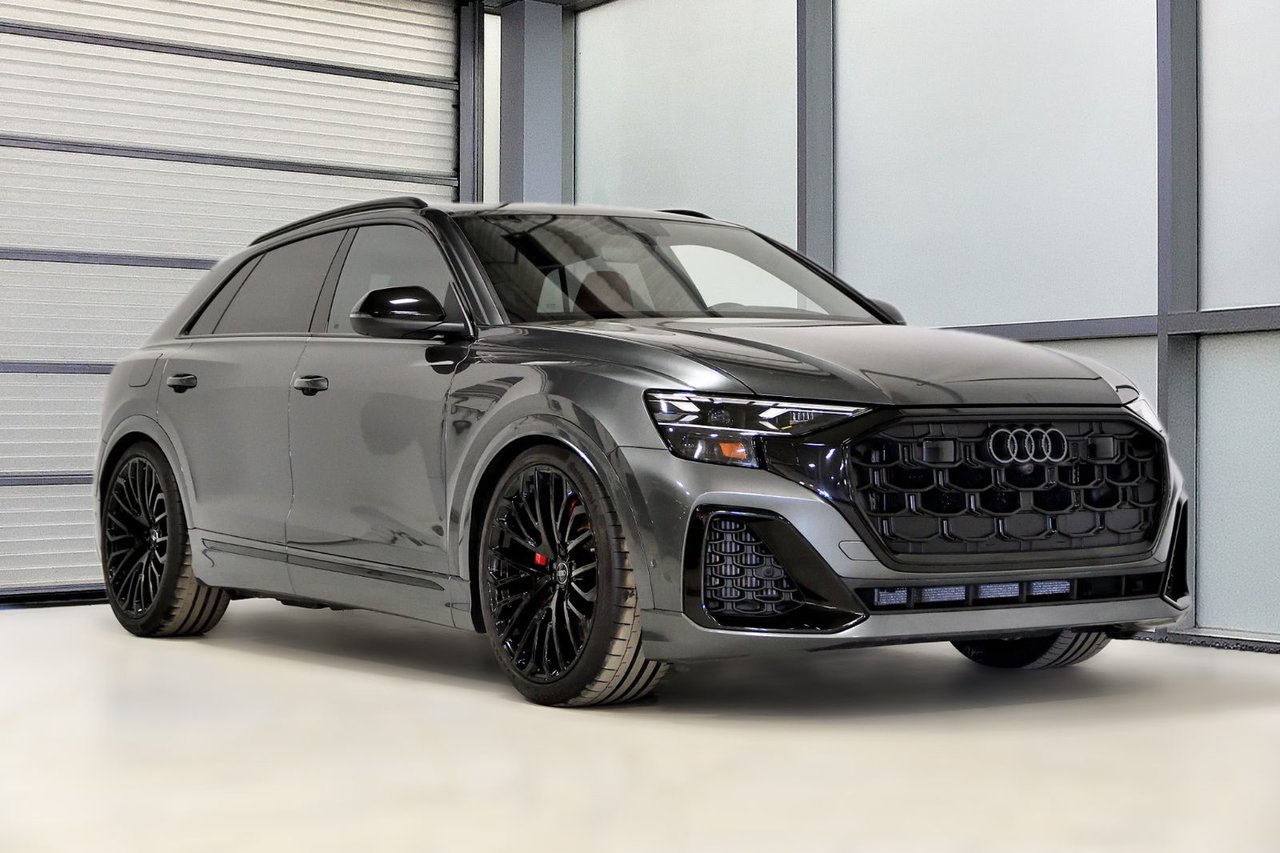 Gray (GRIS DAYTONA NACRÉ) 2025 Audi SQ8 4.0 TFSI quattro SUV / Crossover Automatic