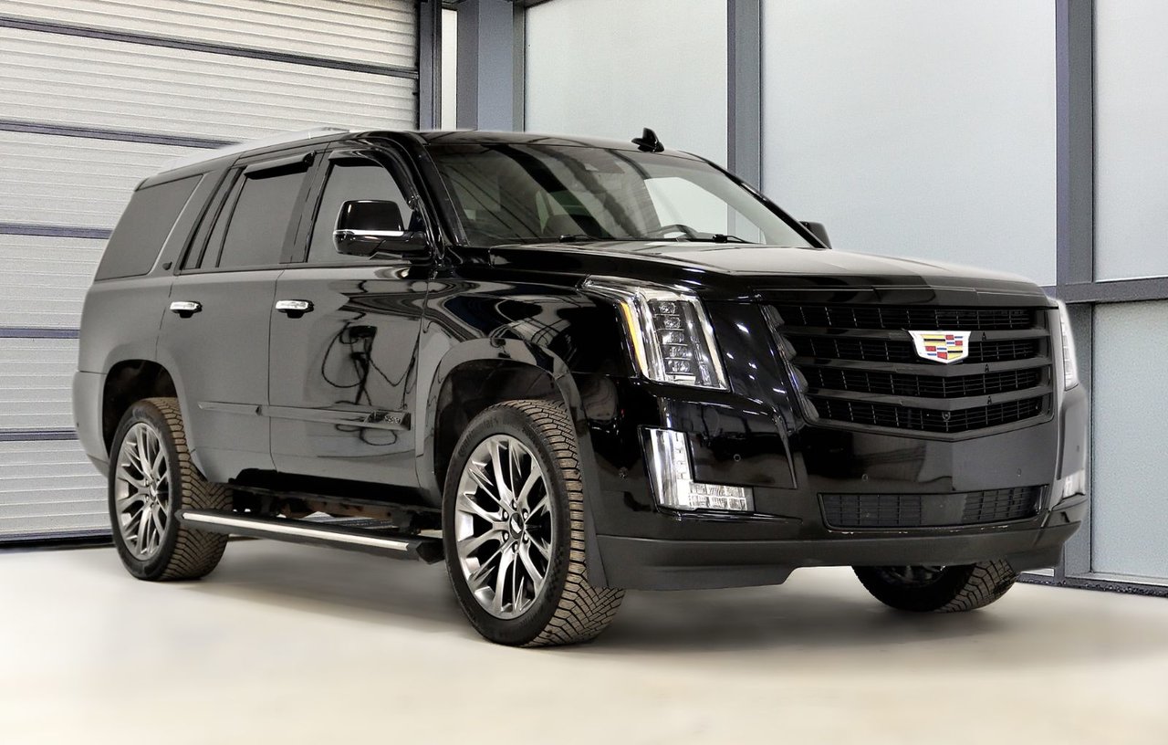 Black 2019 Cadillac Escalade Premium Luxury 4WD SUV / Crossover Four-Wheel Drive Automatic