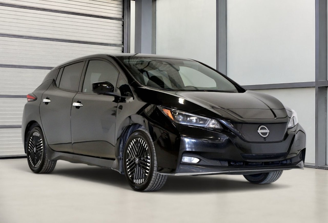 Black 2023 Nissan LEAF Hatchback Front-Wheel Drive Automatic