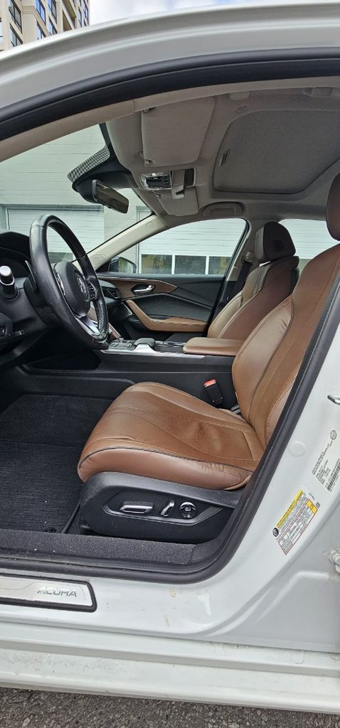 Used 2021 white Acura SH-AWD Platinum Elite image 7