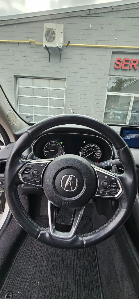 Used 2021 white Acura SH-AWD Platinum Elite image 8