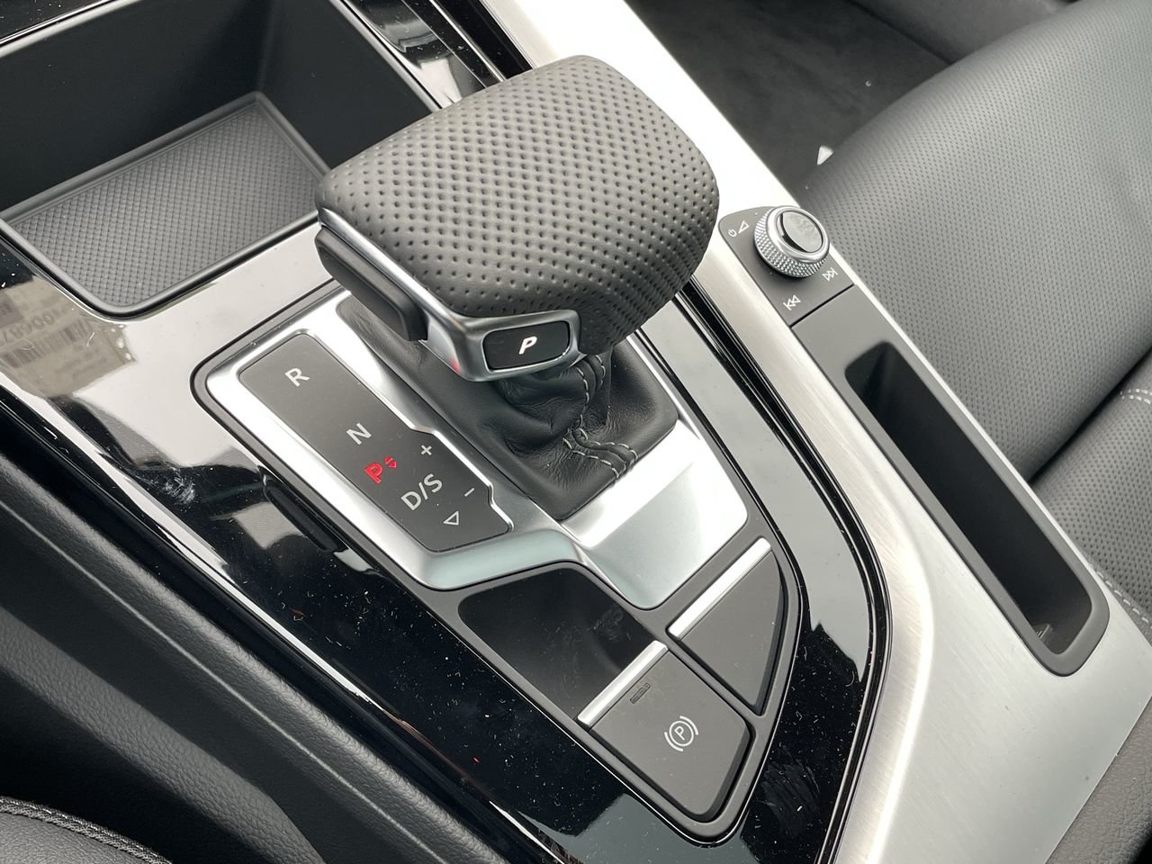 New 2023 Ibis white Audi Progressiv image 28