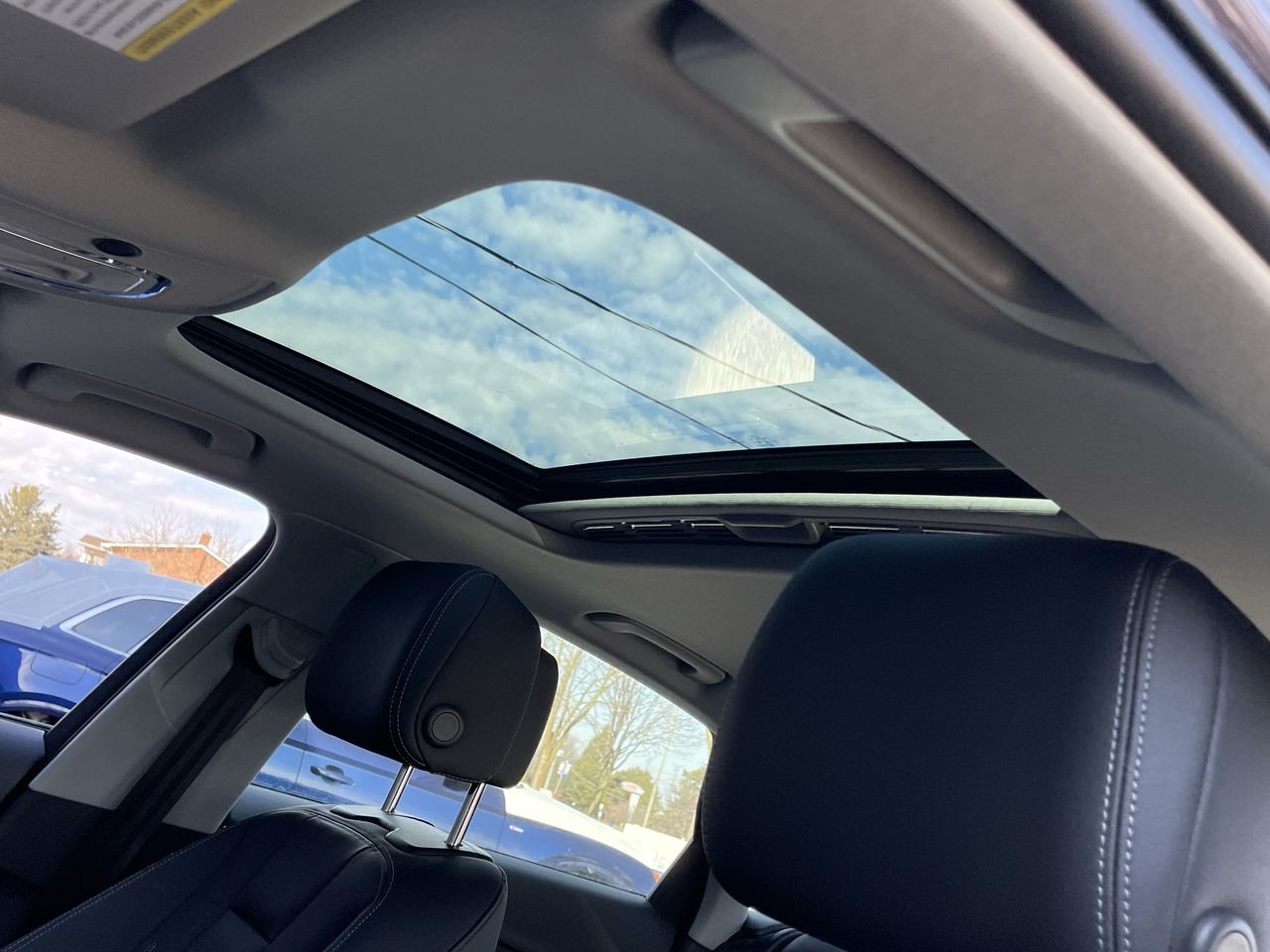New 2023 Navarra blue metallic Audi Progressiv image 30