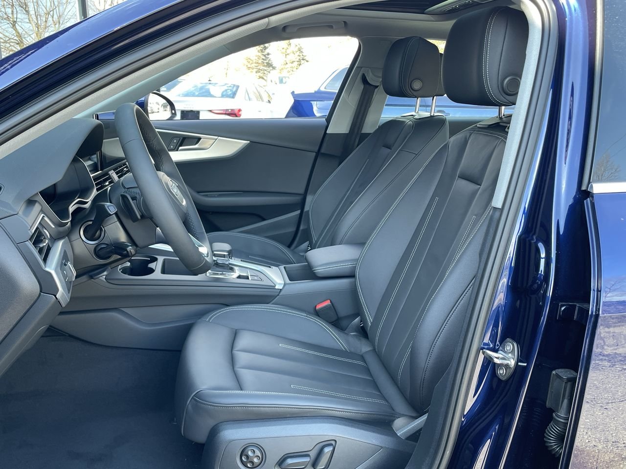 New 2023 Navarra blue metallic Audi Progressiv image 19
