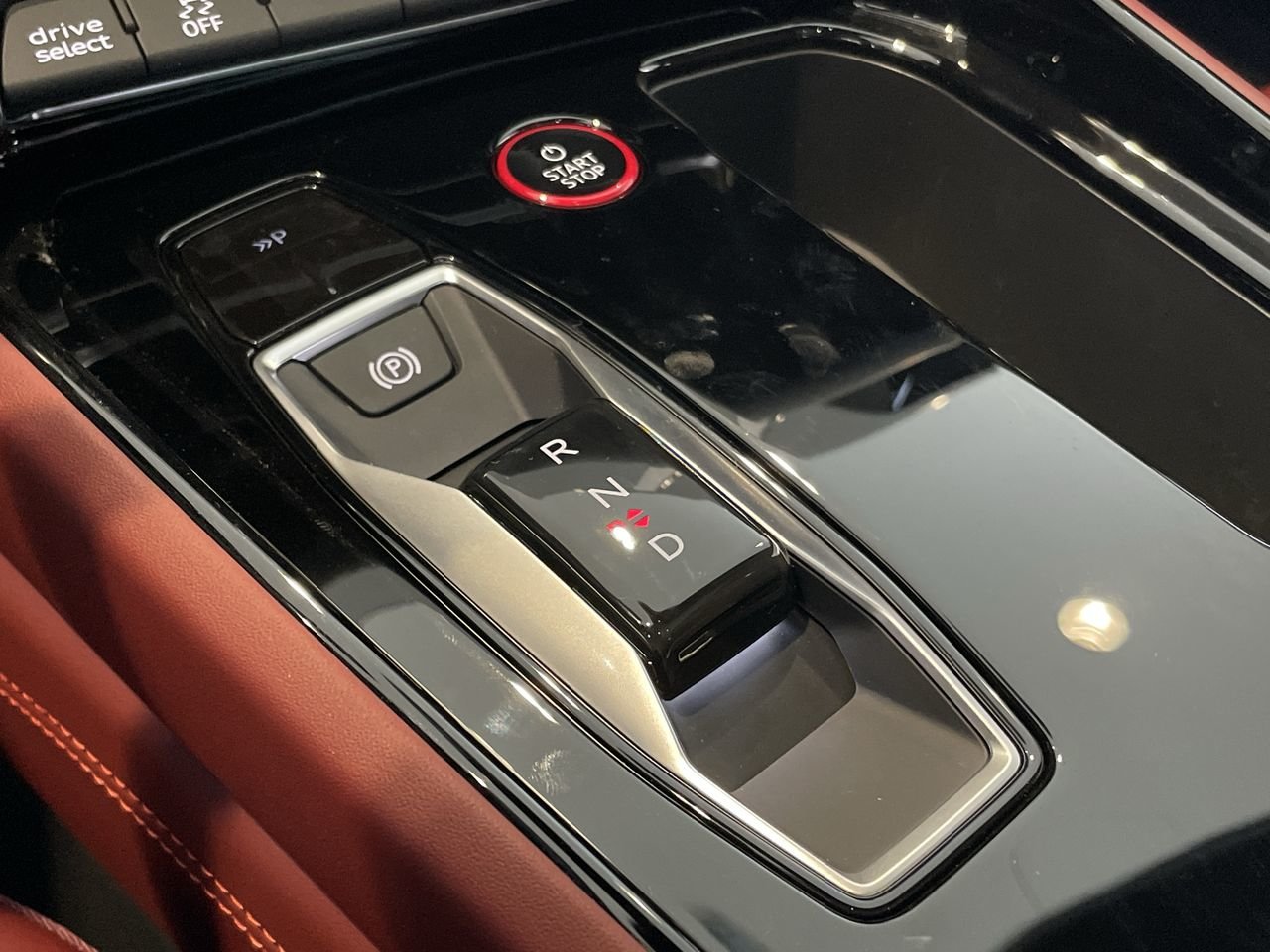 New 2023 Suzuka grey metallic Audi Quattro image 30